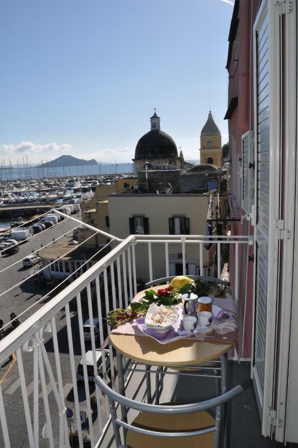 Casa Geltrude Al Porto Villa Procida Eksteriør billede